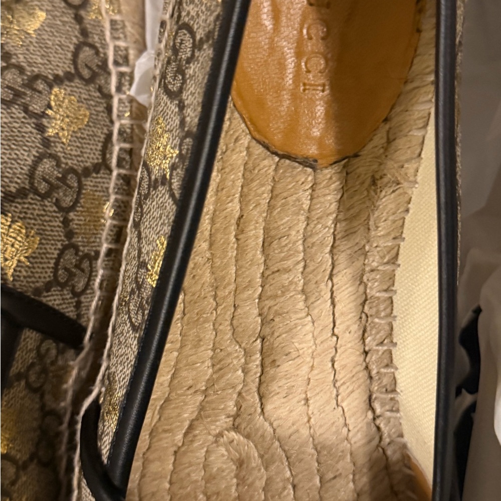 Gucci Designer Espadrilles in Gold Bee and Tan - Picture 3 of 7